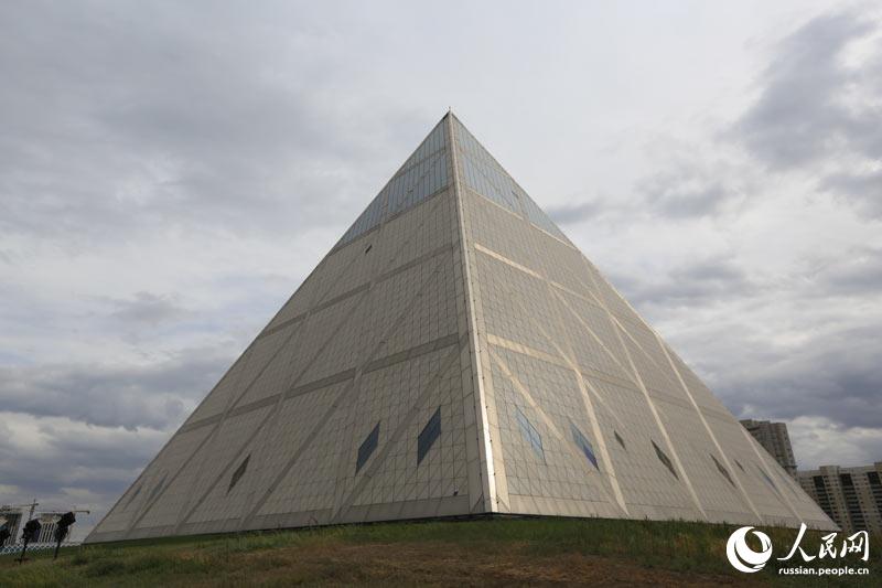 Дворец мира и согласия