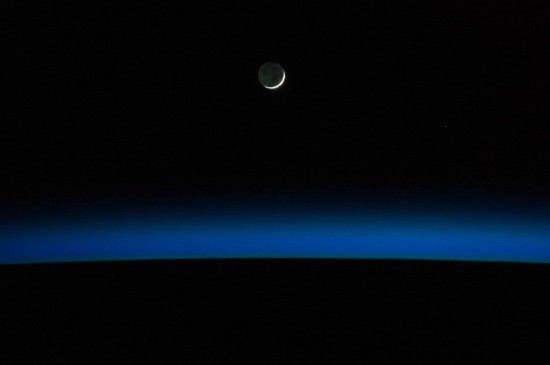 НАСА опубликовала серию фотографий на праздник Луны