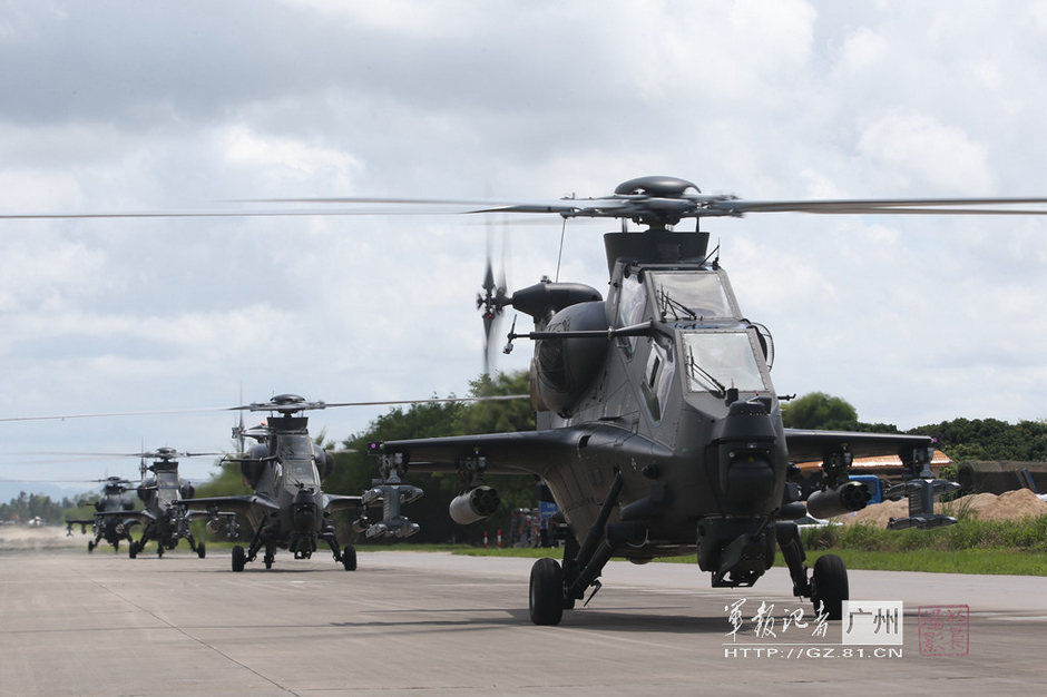 Новейшие фотографии ударного вертолета WZ-10