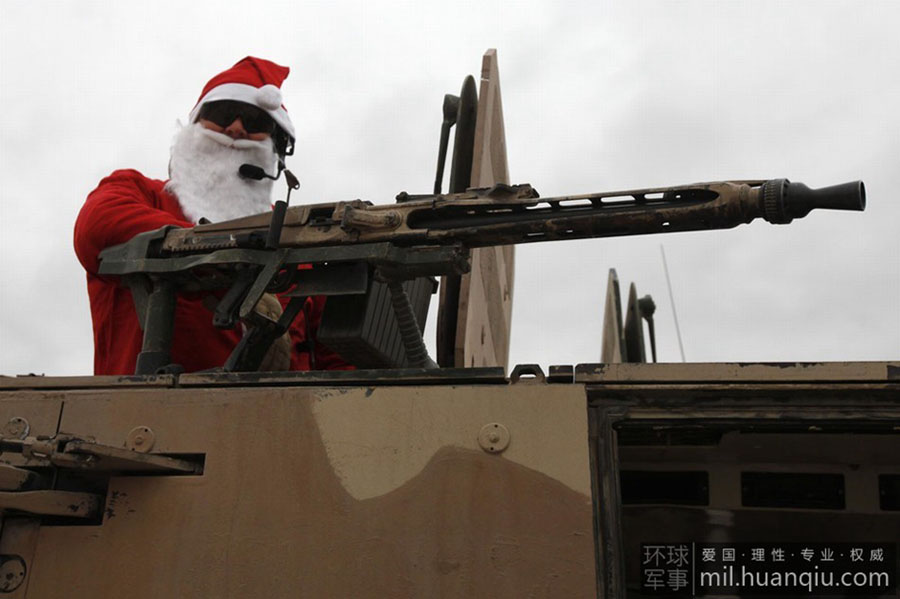 Санта-Клаус и военная техника