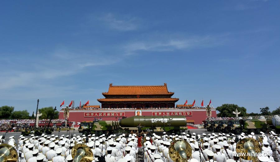 Колонны стратегических ударных сил НОАК