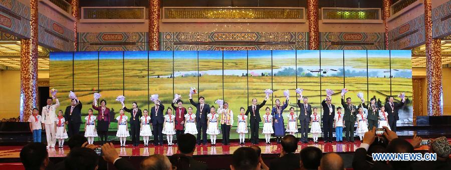 В Пекине отметили наградами людей, чья жизнь представляет образец для нравственного подражания