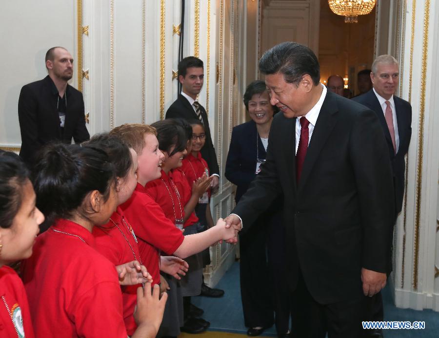 Си Цзиньпин принял участие в Ежегодной конференции британских Институтов Конфуция и классов Конфуция