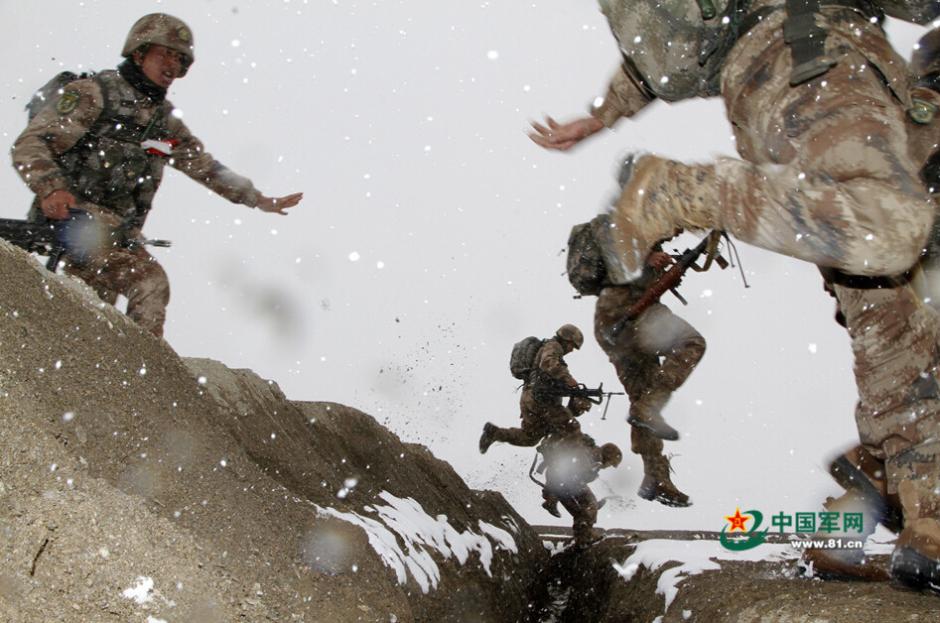 Фотографии с зимних учений НОАК