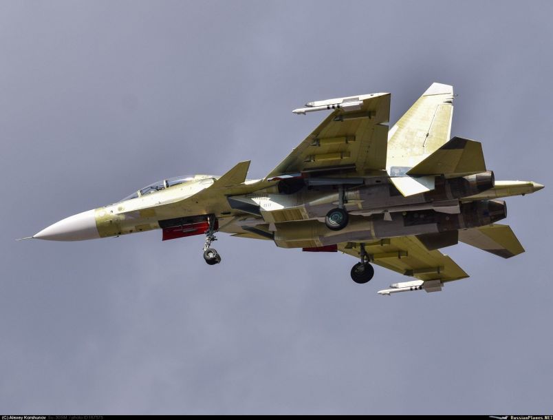Железные орлы в небе: красота российских военных самолетов