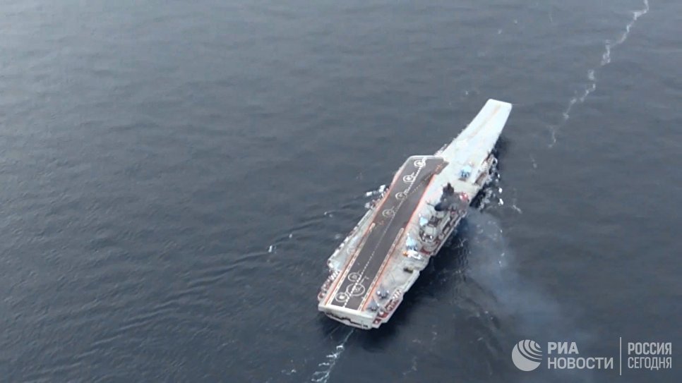Минобороны опубликовало видео вылетов авиации с "Адмирала Кузнецова", участвующего в боевых действиях в Сирии