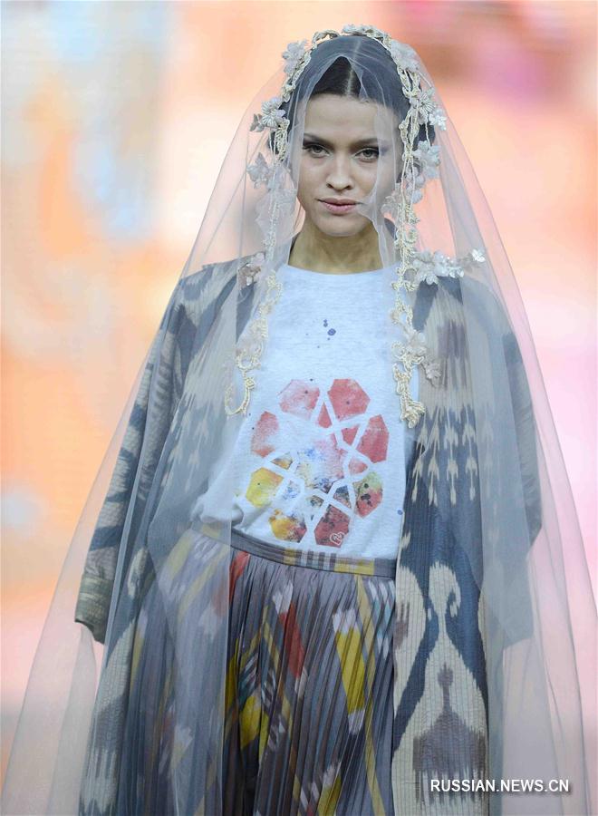 Показы новых коллекций на Ташкентской неделе моды