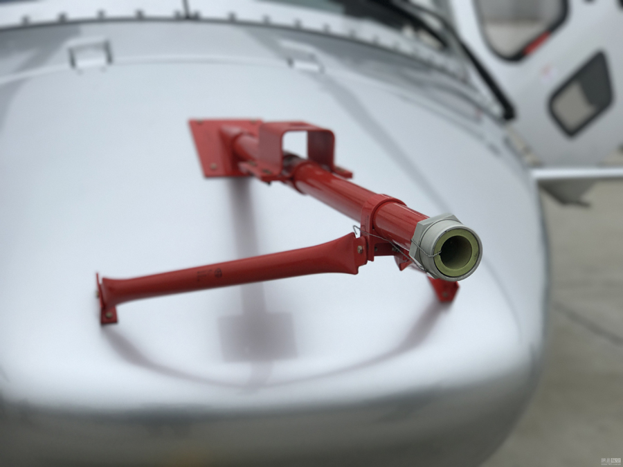 Новейший китайский средний многоцелевой вертолет AC352 совершил первый полет