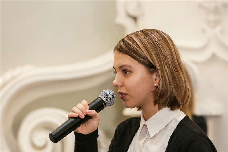 Генконсул КНР в Петербурге: китайцы едут в Петербург, потому что здесь с ними говорят на китайском
