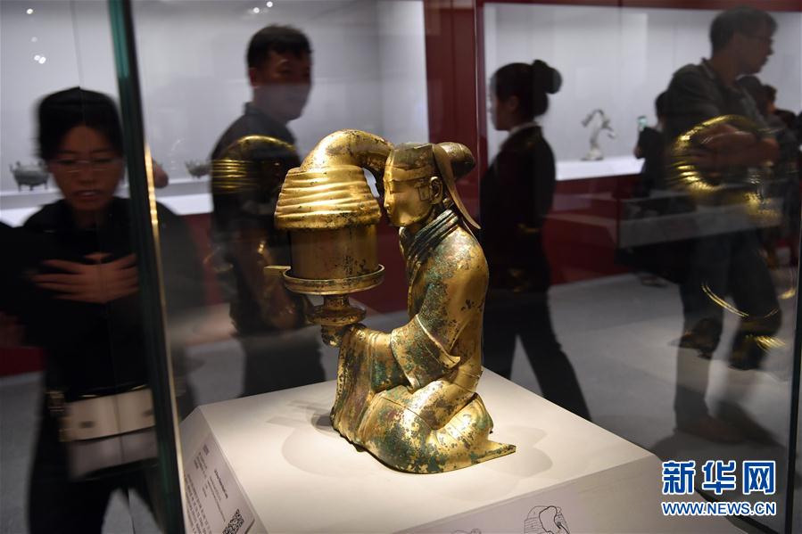 В Национальном музее Китая проходит выставка ?Цивилизация Цинь и Хань?