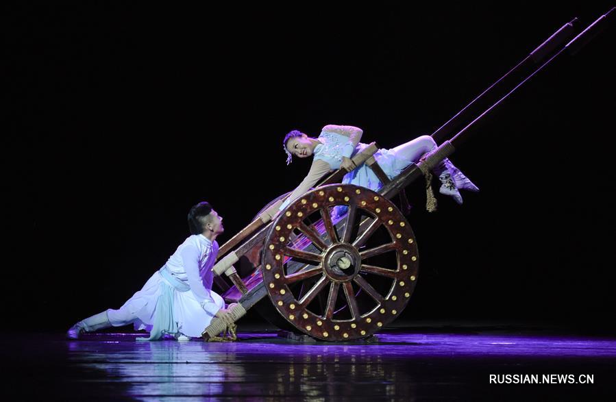 В Хух-Хото открылось Международное шоу монгольских народных танцев