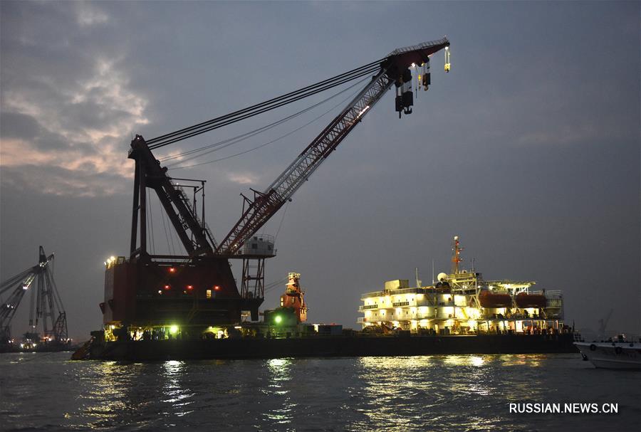 Спасены все 8 работников, которые были заблокированы в карстовой пещере в Восточном Китае