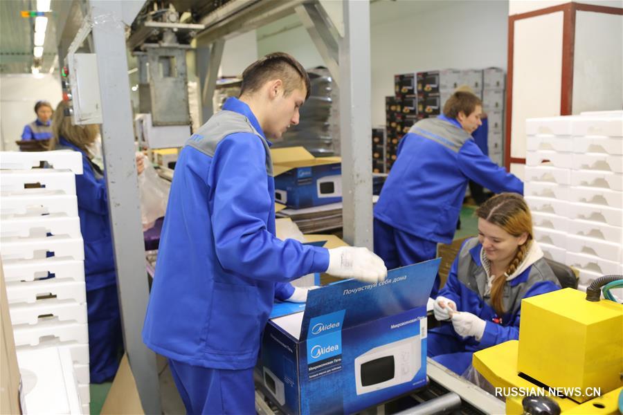 Китайско-белорусское совместное предприятие "Мидеа-Горизонт" произвело 4 млн СВЧ-печей