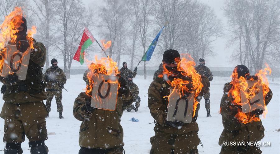 "День открытых дверей" на базе спецназа по случаю 100-летия Вооруженных сил Беларуси