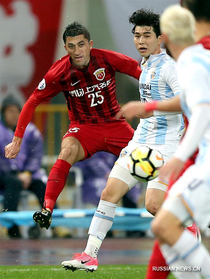 Футбол -- Лига чемпионов АФК: "Шанхай СИПГ" сыграл вничью с южнокорейским "Ульсан Хендэ"
