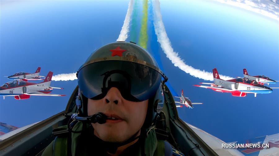 Авиашоу на Airshow China в городе Чжухай