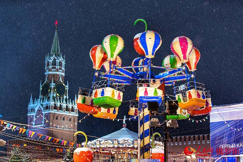 На Красной площади в Москве открылась Новогодняя ярмарка ?ГУМ?