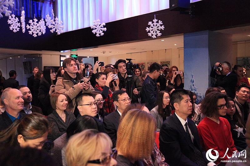 Дима Билан и Юлия Липницкая прибыли в Китай для участия в ?Ледовом шоу? в Харбине