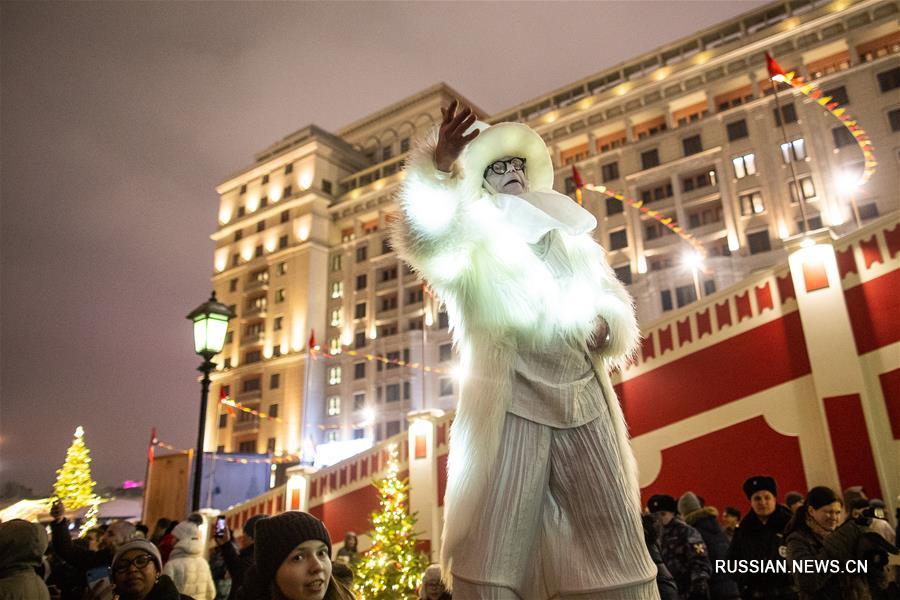 Столица России встретила 2019 год