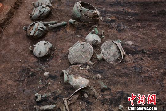 В Шэньси археологи раскопали 75 захоронений времен династии Цинь