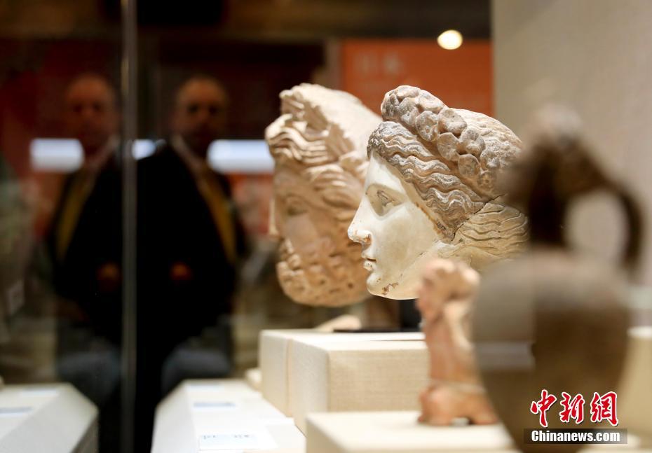 В Национальном музее Китая открылась выставка ?Величественная красота Азии?