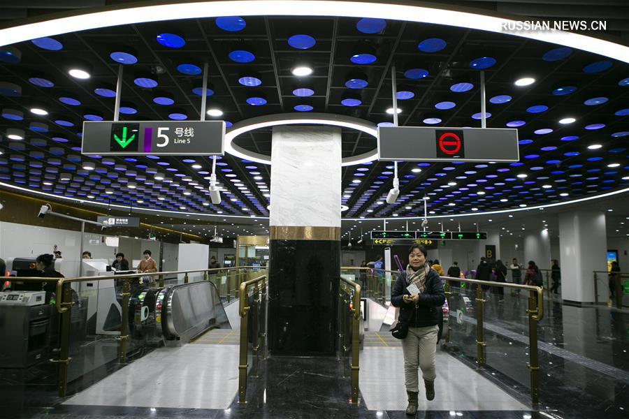 В Чэнду открылись сразу три ветки легкорельсового транспорта, общая протяженность действующих линий превысила 300 км