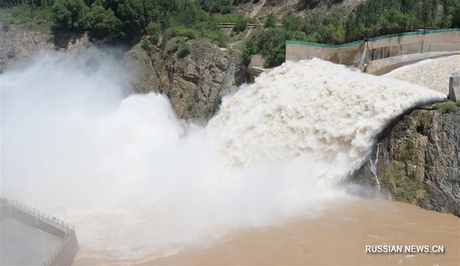На водохранилище Люцзяся увеличен противопаводковый водосброс