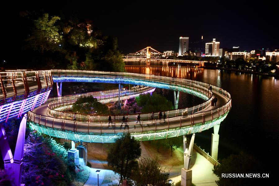 Живописные ночные виды -- подспорье для "ночной экономики" в провинции Фуцзянь