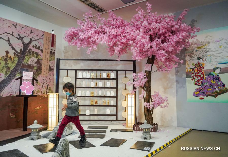 В Пекине открылась выставка редких японских гравюр укиё-э