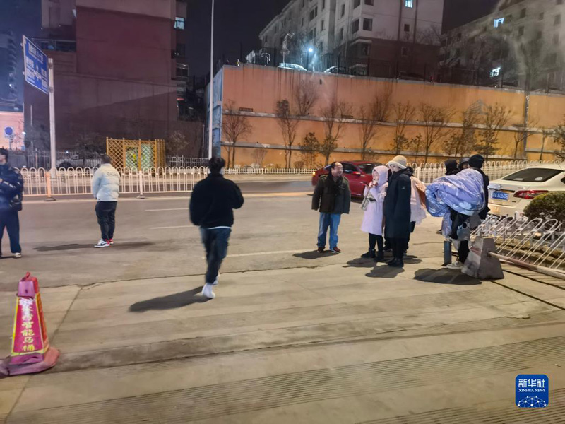 Сообщений о жертвах в результате землетрясения в пров. Цинхай пока не поступало