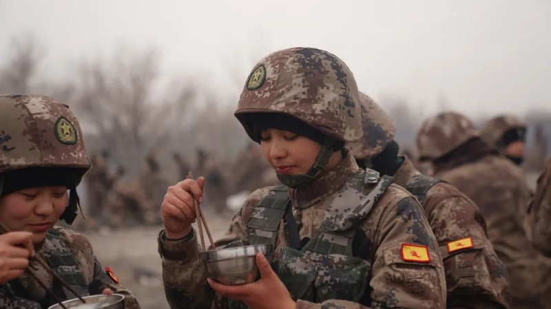 Военные сестры