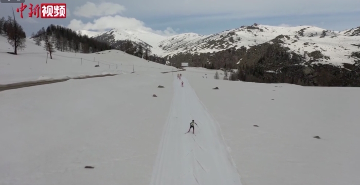 “Первомайский?фестиваль льда и снега” состоялся?в синьцзянском округе Алтай
