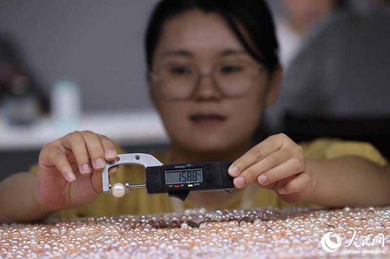 В китайском уезде Дэцин жемчуг стал основой развития “красивой” экономики 