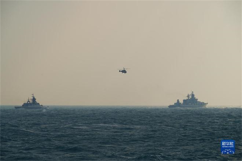 Китай и Россия провели совместные военно-морские учения