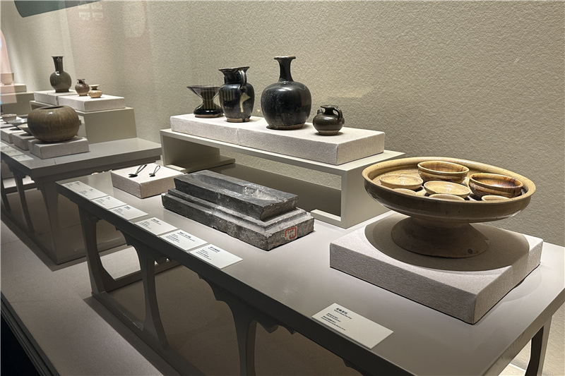 В Музее Сианя открылась выставка сокровищ династии Тан