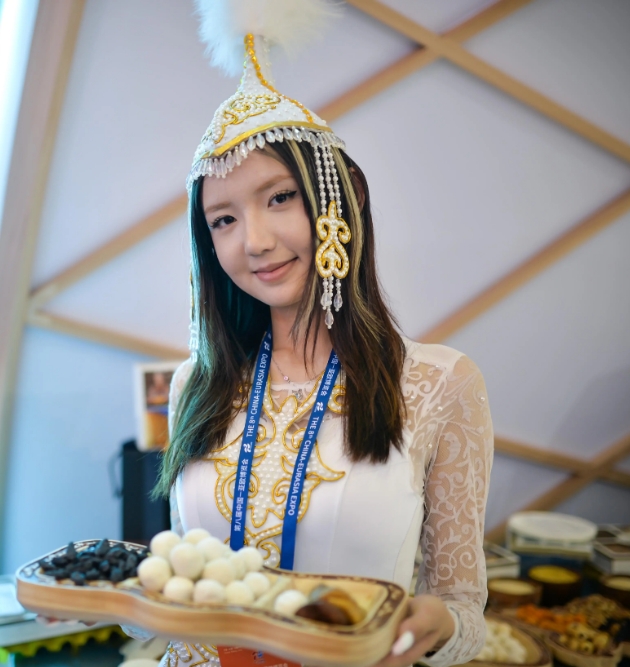 Участники ЭКСПО