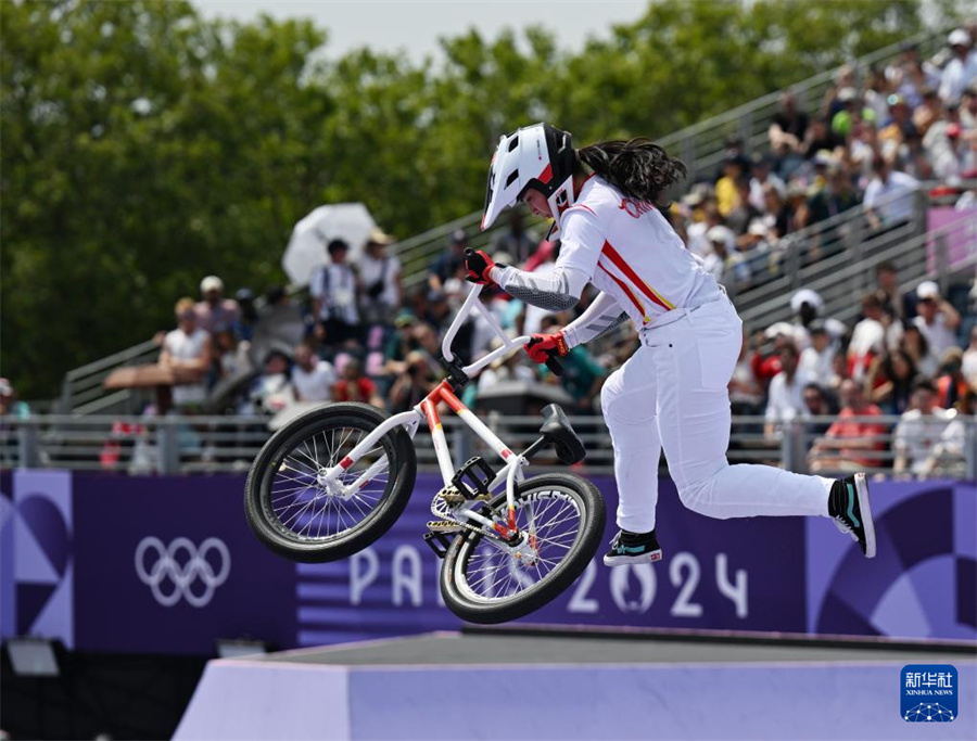 /ОИ-2024/ Китаянка Дэн Явэнь стала олимпийской чемпионкой по BMX-фристайлу в дисциплине "парк" на Играх в Париже