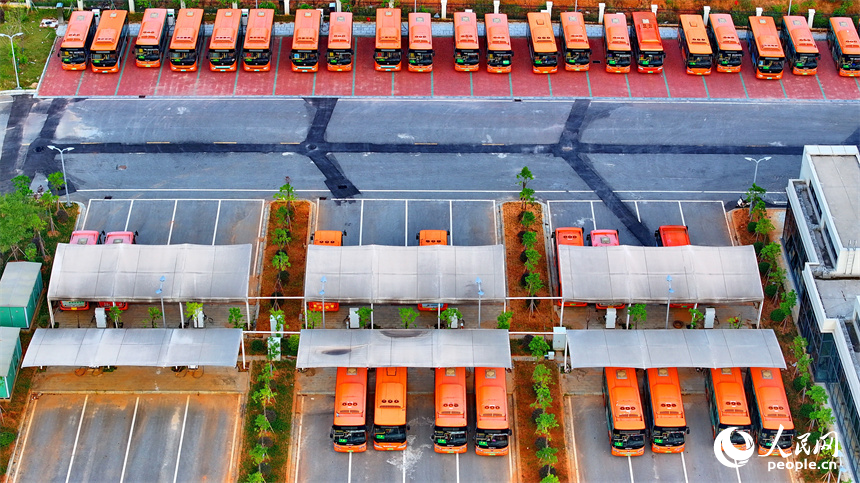 Уезд Наньфэн в провинции Цзянси: новые зарядные станции обеспечивают ?экологичное передвижение?