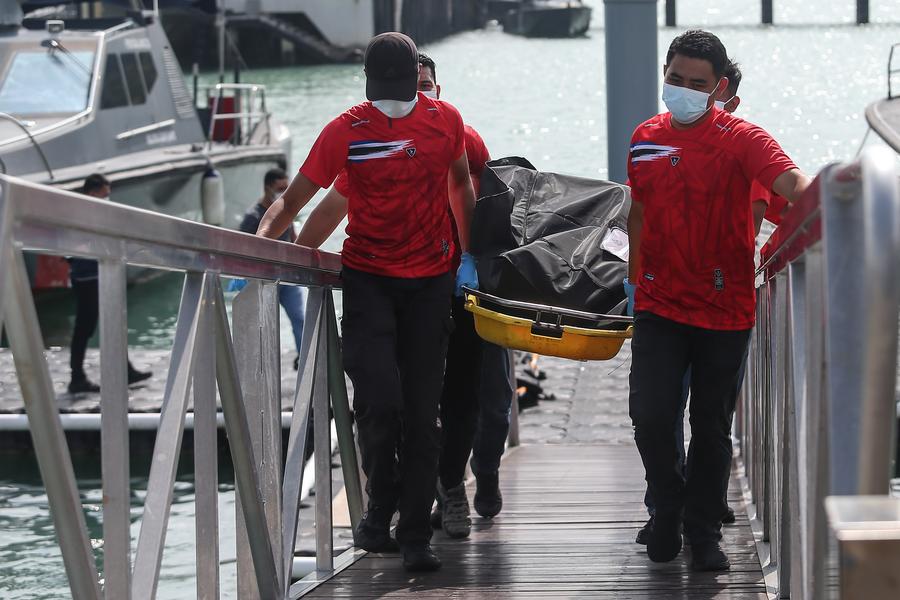 Число погибших в результате крушения лодки с мигрантами вблизи малайзийско-таиландской морской границы возросло до 20 человек