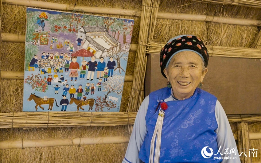 Возраст творчеству не помеха: талантливые бабушки-художницы из города Дали