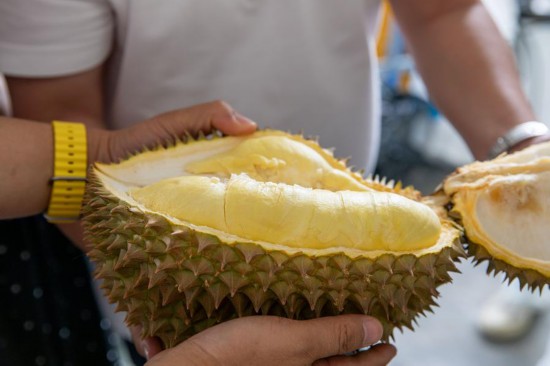 Все больше "деликатесов Шелкового пути" быстрее оказываются на столах китайцев