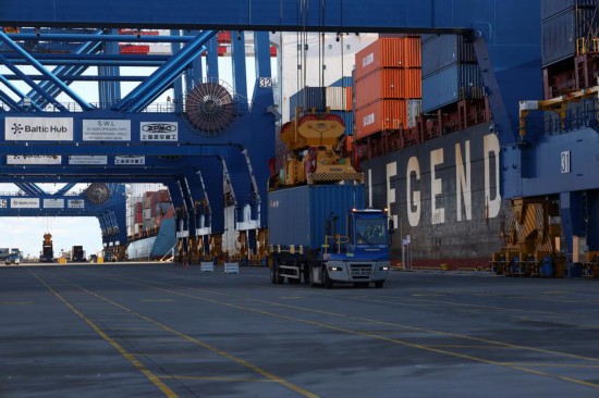 Первый контейнеровоз по арктическому контейнерному экспресс-маршруту Китай-Европа прибыл в польский Гданьск