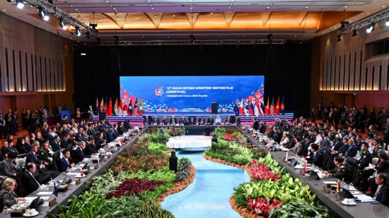 Министр обороны КНР принял участие в 12-м совещании министров обороны стран-членов АСЕАН и диалоговых партнеров в Малайзии